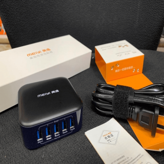 MEIYI MY-502 black five-port 3.0 Blue USB power adapter